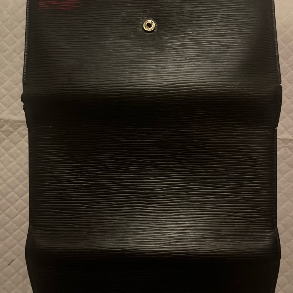Authentic - Rehab LV wallet